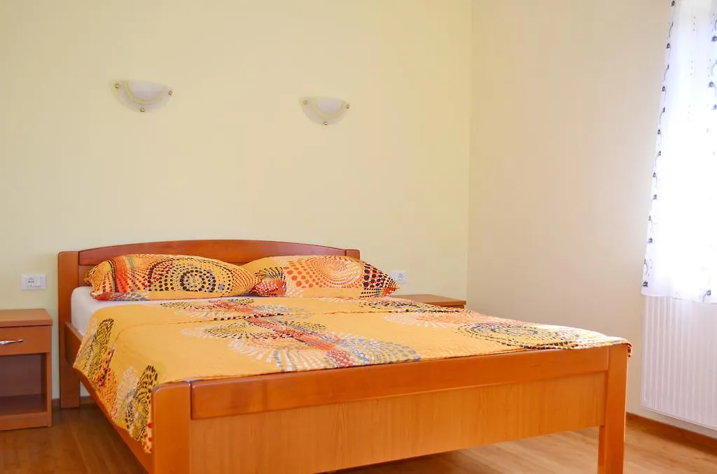 Villa Mark Medolino 0*,  Croazia